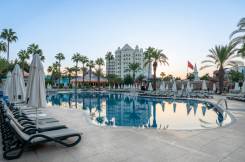 KAMELYA COLLECTION FULYA HOTEL Pools & Beach